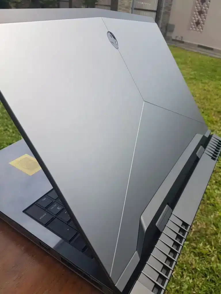 Alienware-17-Inch-Laptop